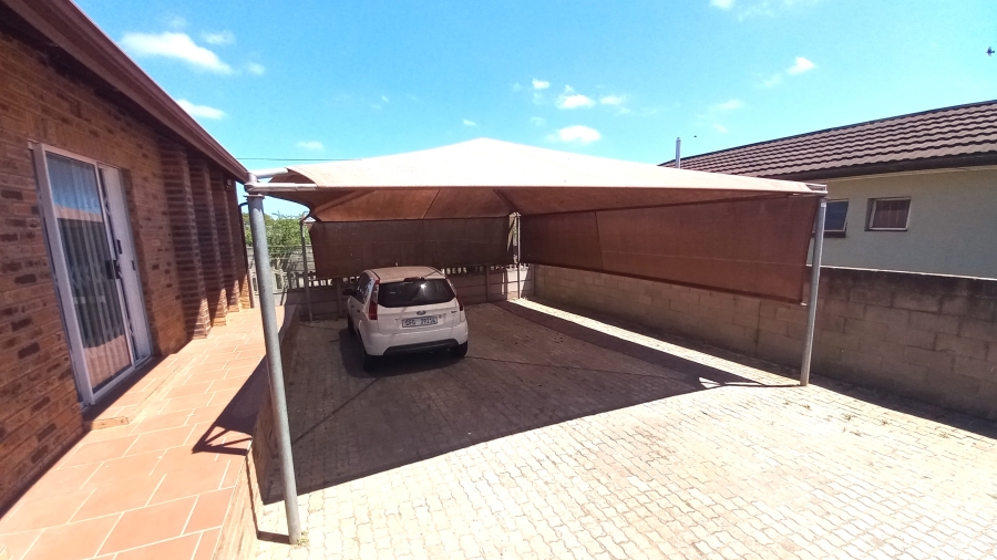 4 Bedroom Property for Sale in Vredenburg Western Cape